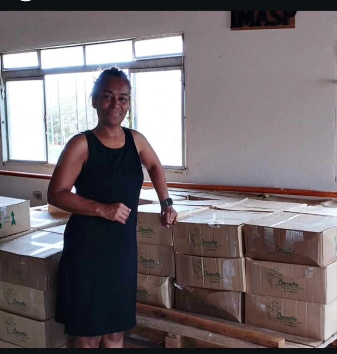 Voluntários do IMASP em atividade comunitária